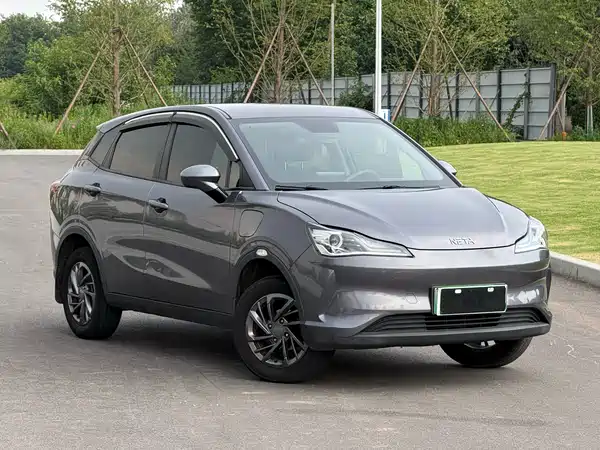 Neta V 2022