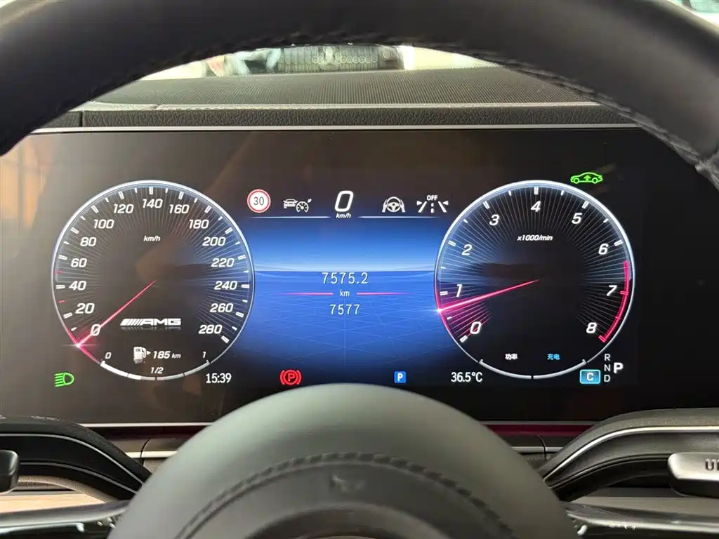 Mercedes-Benz GLE AMG 2025 — фото 11