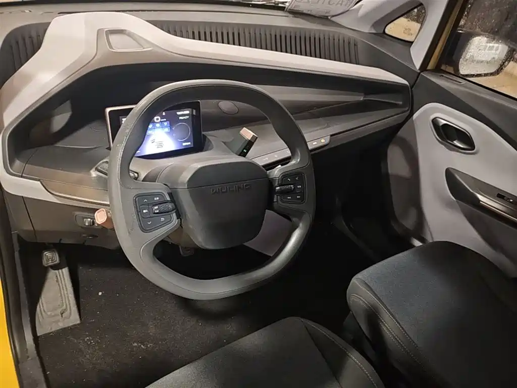 Wuling Nano EV 2022 — фото 10