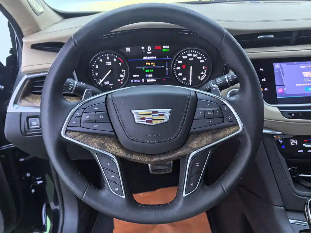 Cadillac XT5 2021 — фото 13