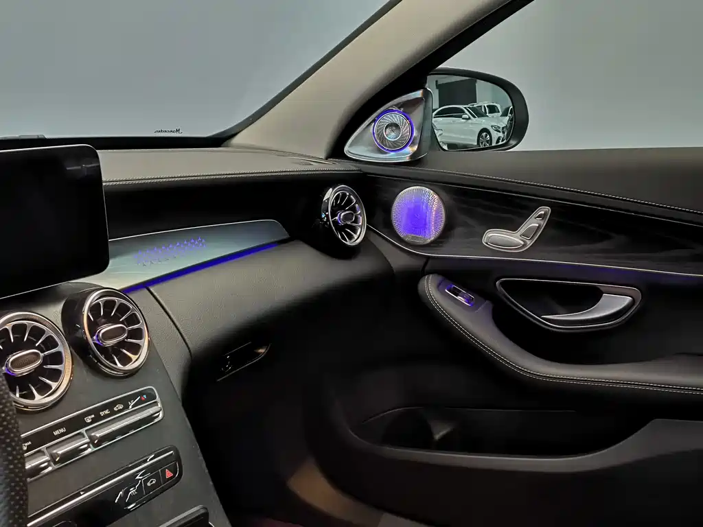 Mercedes-Benz C-Class 2020 — фото 11