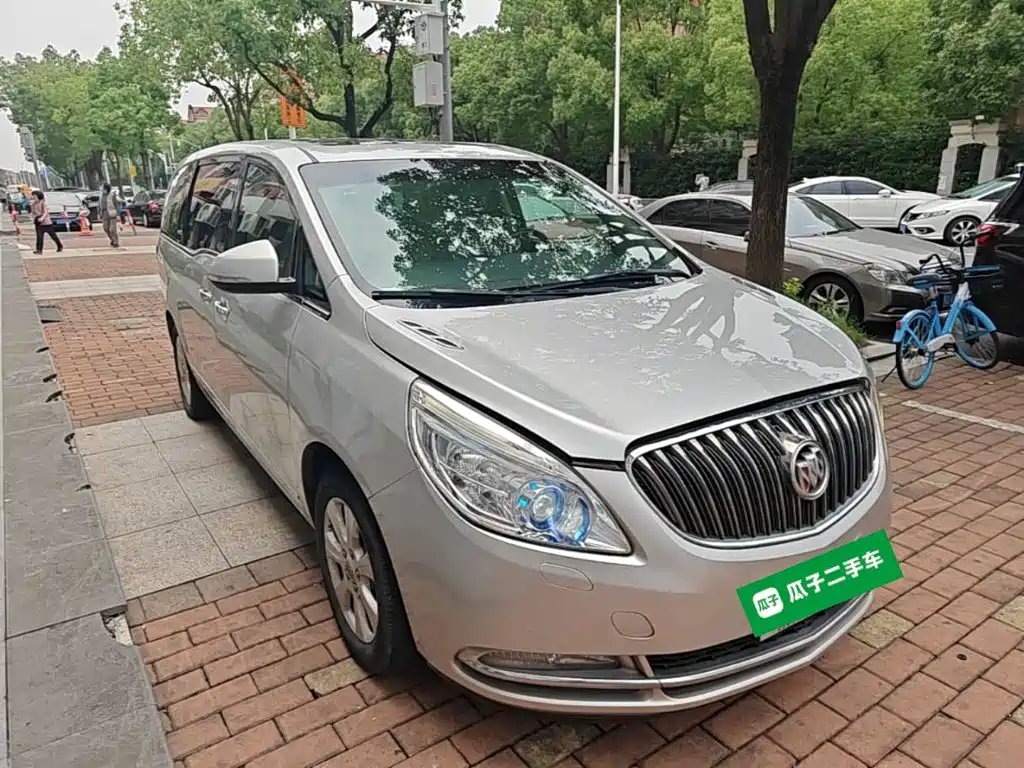 Buick GL8 2015
