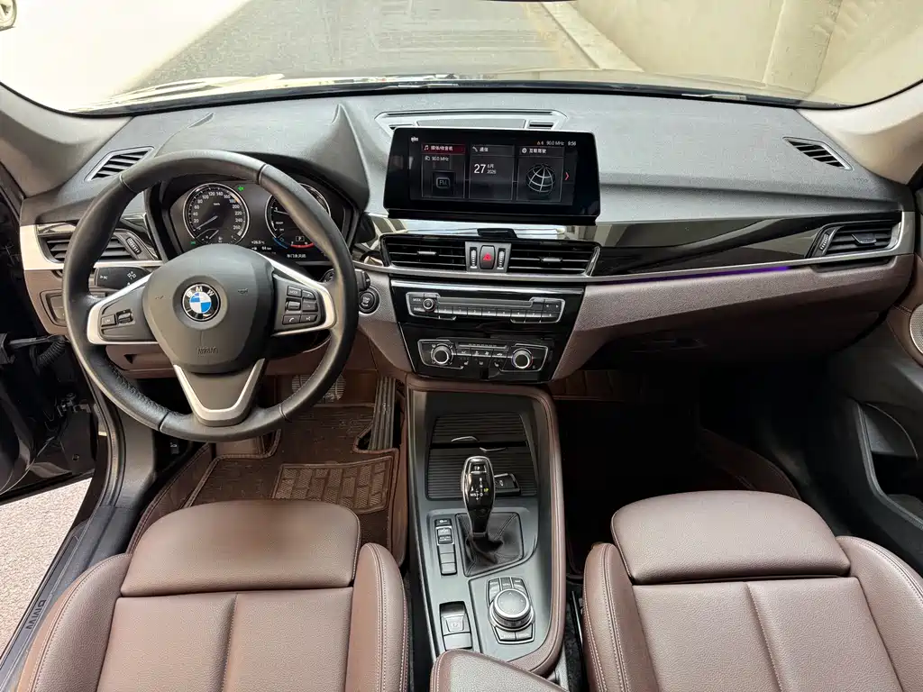 BMW X1 2022 — фото 8