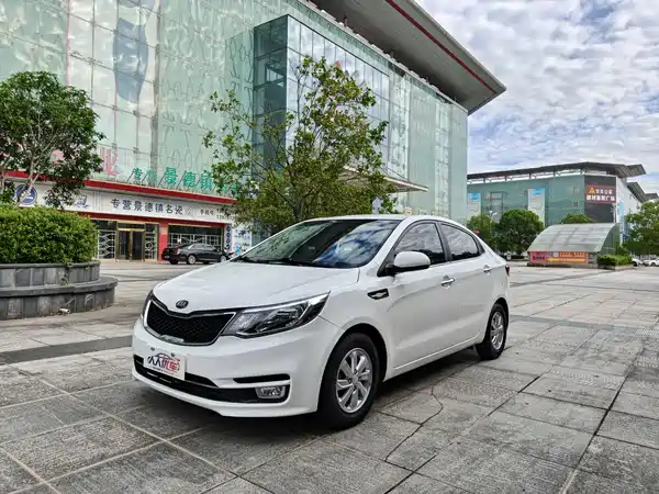 Kia K2 2015