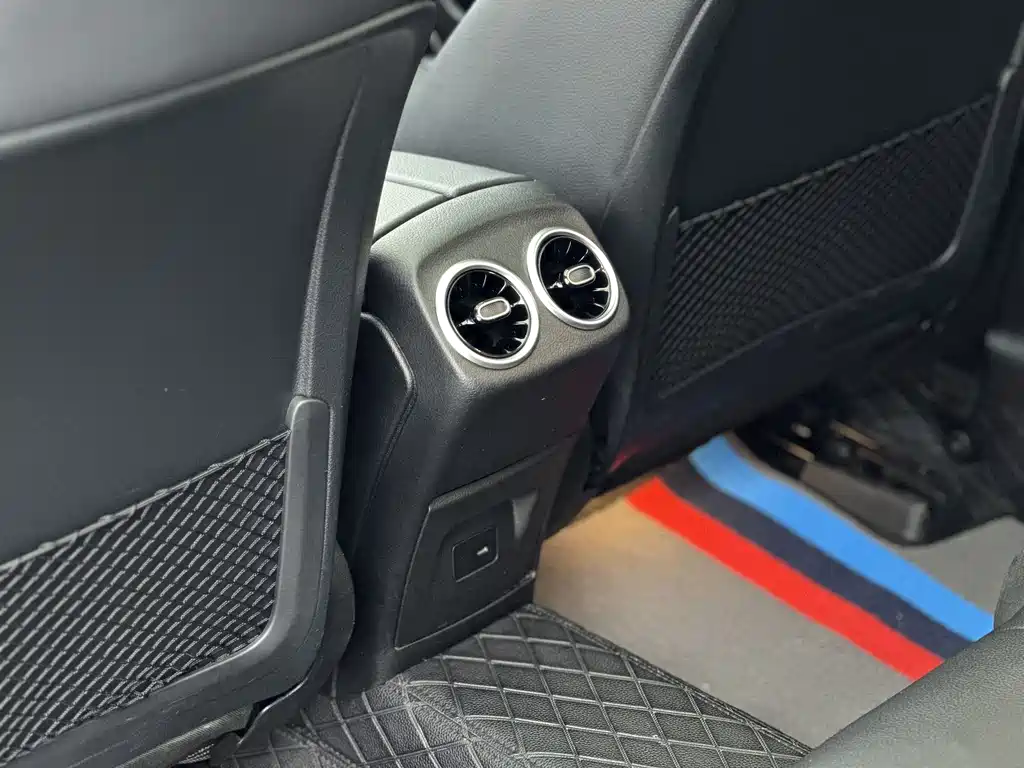 Mercedes-Benz A-Class 2023 — фото 10