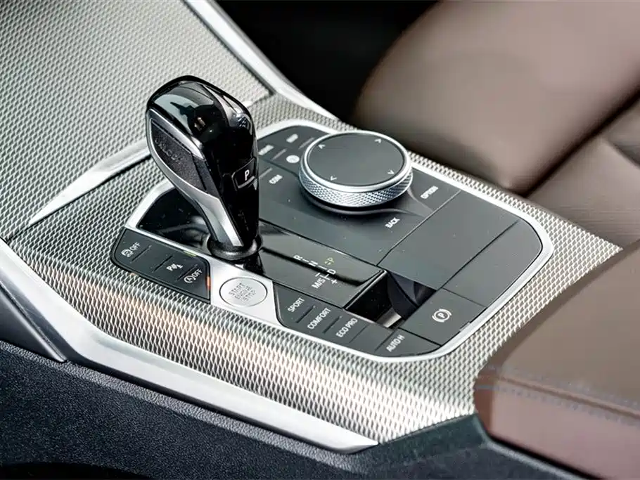 BMW 3 Series 2022 — фото 11