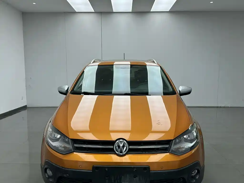 Volkswagen Polo 2015 — фото 2