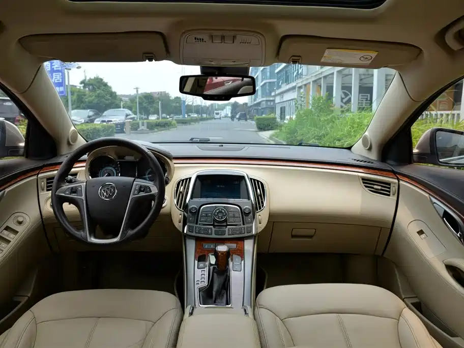 Buick LaCrosse 2013 — фото 12