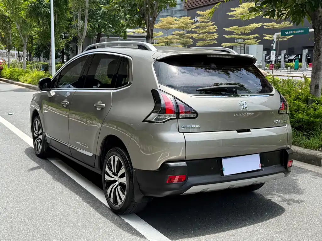 Peugeot 3008 2017 — фото 14