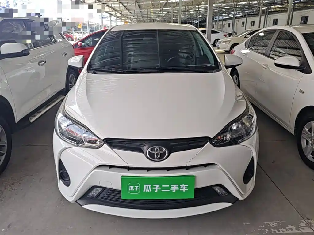 Toyota Yaris L 2020 — фото 3