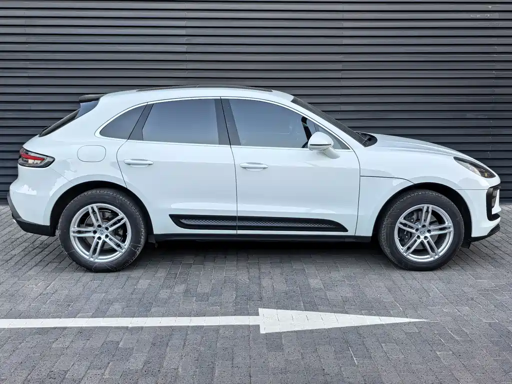 Porsche Macan 2024 — фото 4
