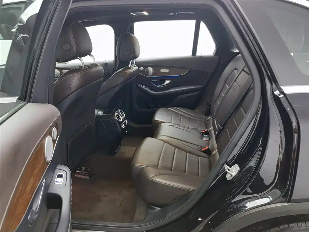 Mercedes-Benz GLC 2021 — фото 15