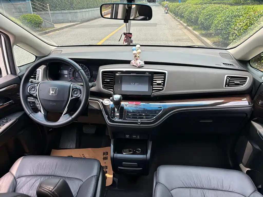 Honda Odyssey 2019 — фото 11
