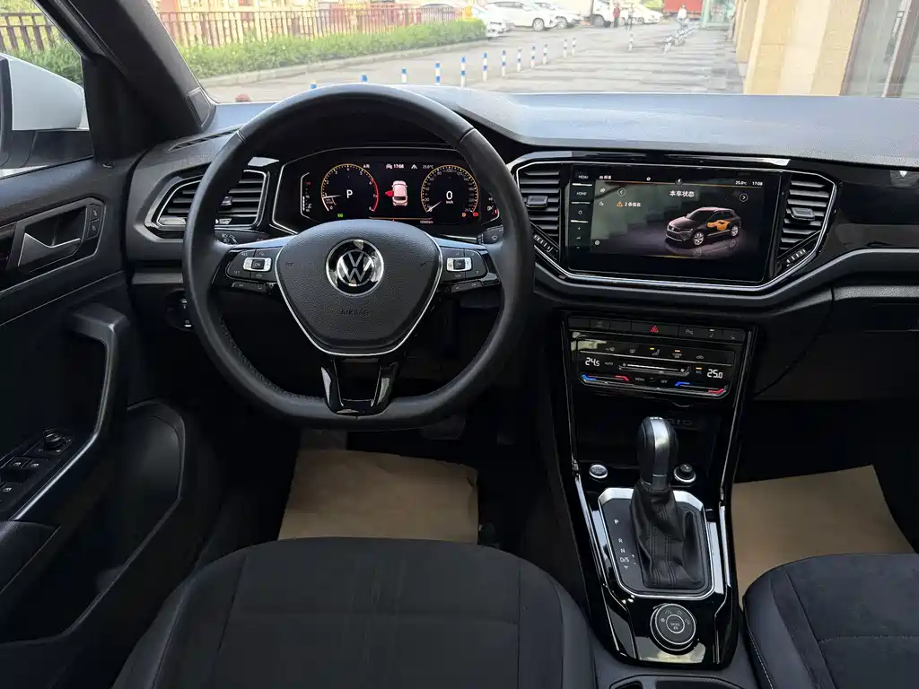 Volkswagen T-Roc 2022 — фото 14