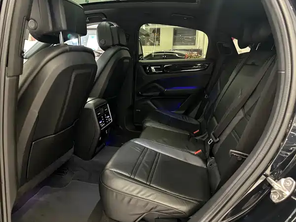 Porsche Cayenne 2019