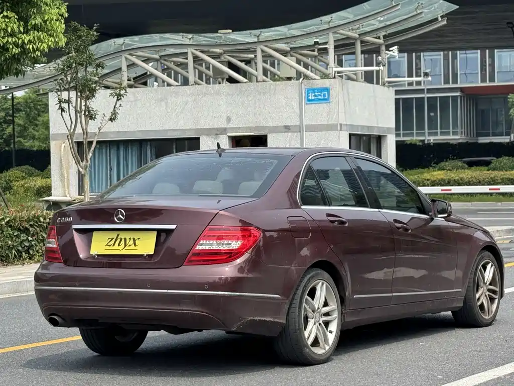 Mercedes-Benz C-Class 2013