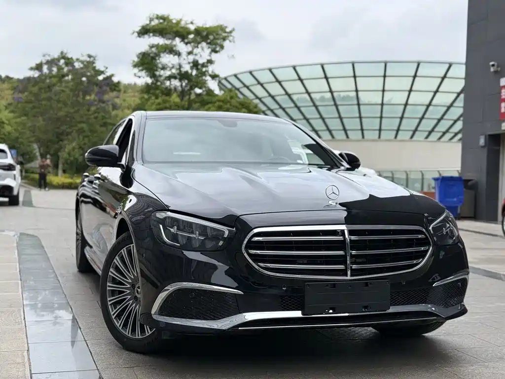 Mercedes-Benz E-Class 2021
