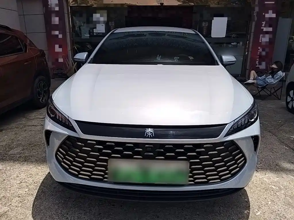 BYD Qin PLUS 2025 — фото 3