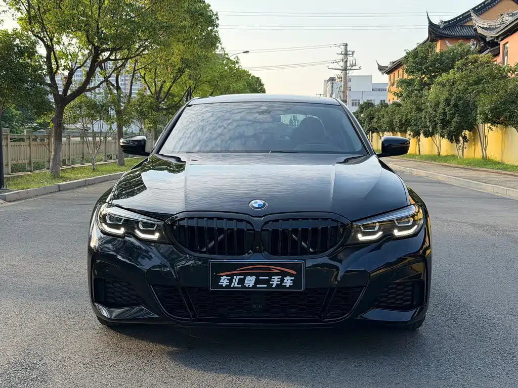 BMW 3 Series 2022