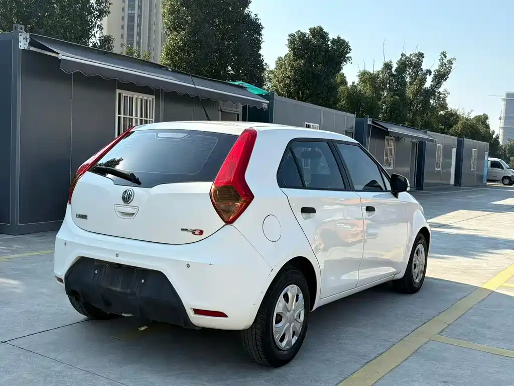 MG 3 2014