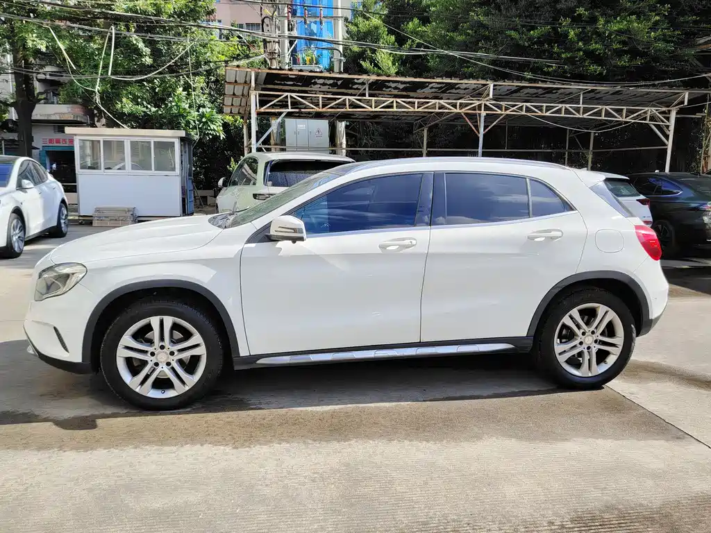 Mercedes-Benz GLA 2015 — фото 4