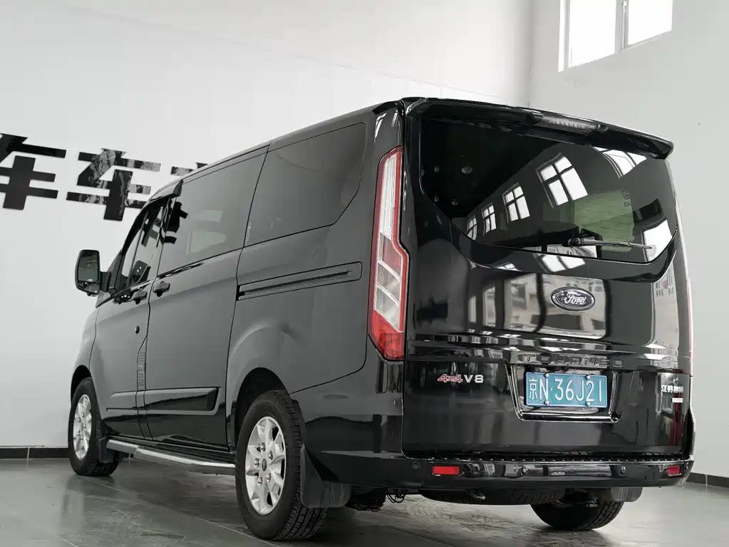 Ford Tourneo 2021 — фото 20
