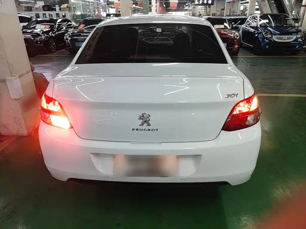 Peugeot 301 2016