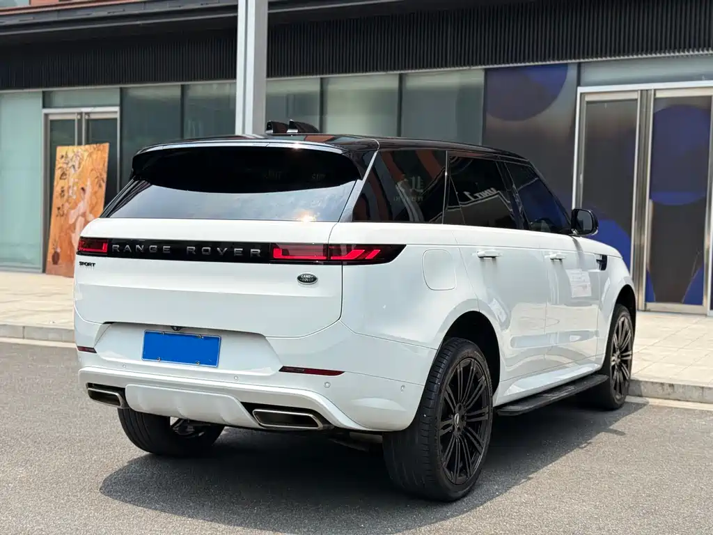 Land Rover Range Rover Sport 2023 — фото 3