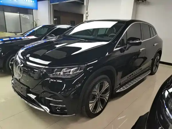 Mercedes-Benz EQE SUV 2024