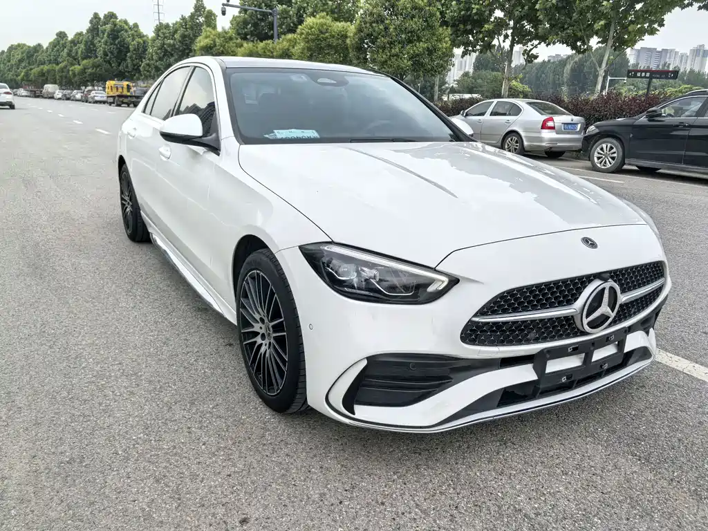 Mercedes-Benz C-Class 2022 — фото 3