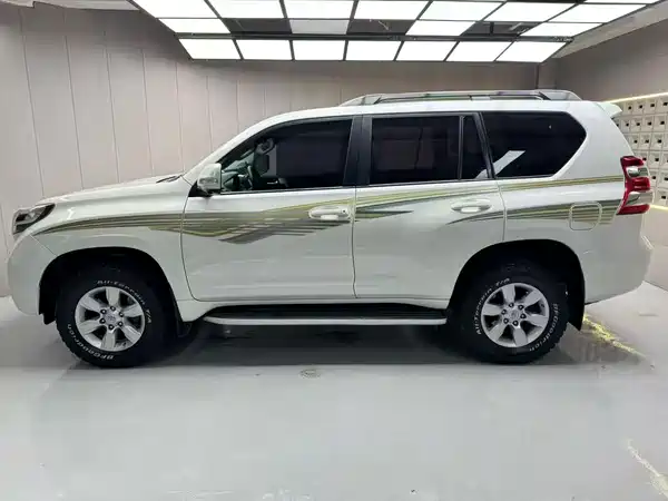 Toyota Prado 2016