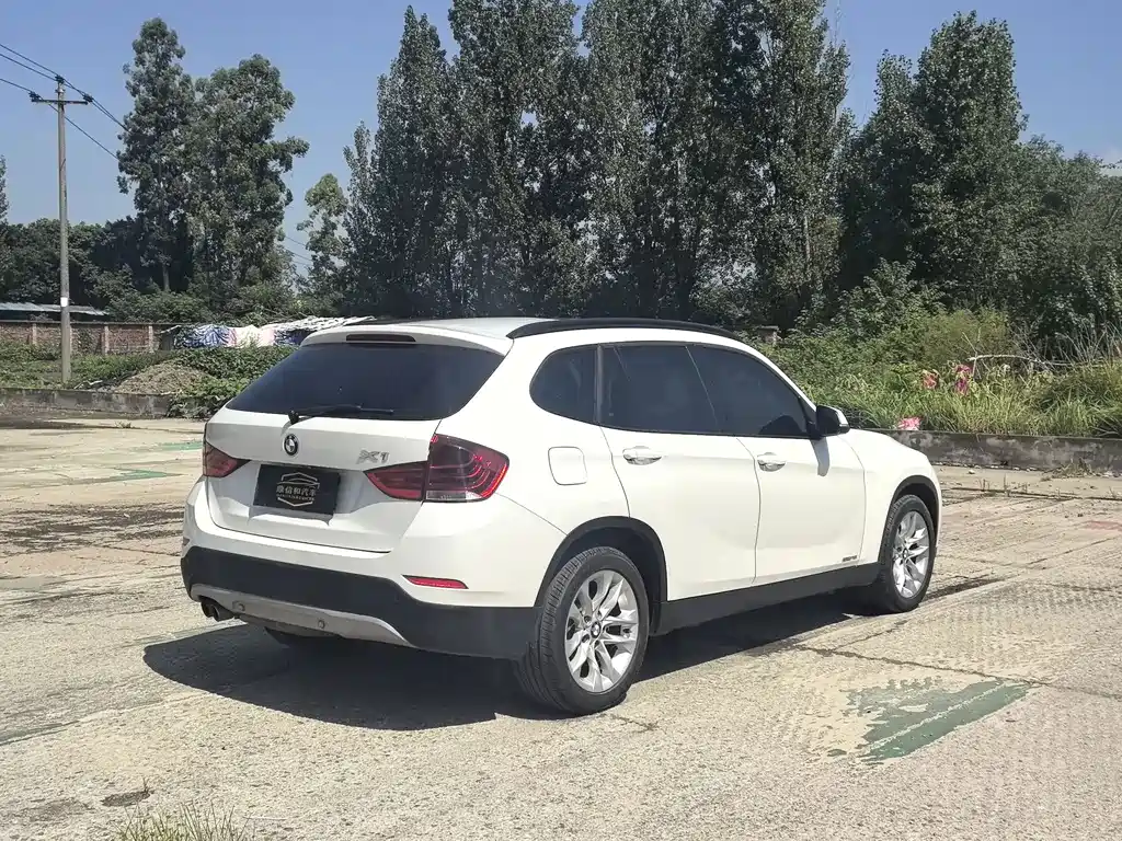 BMW X1 2016 — фото 13