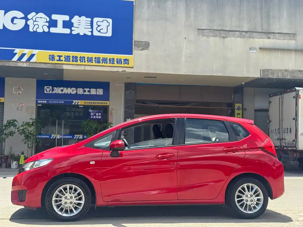 Honda Fit 2015 — фото 3
