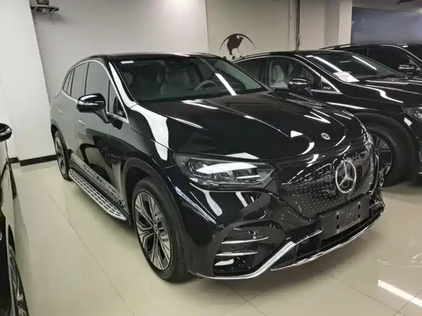 Mercedes-Benz EQE SUV 2024
