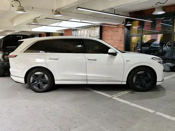 Onvo L90 2026