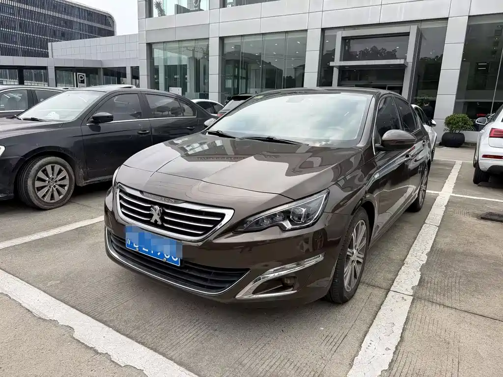 Peugeot 408 2015