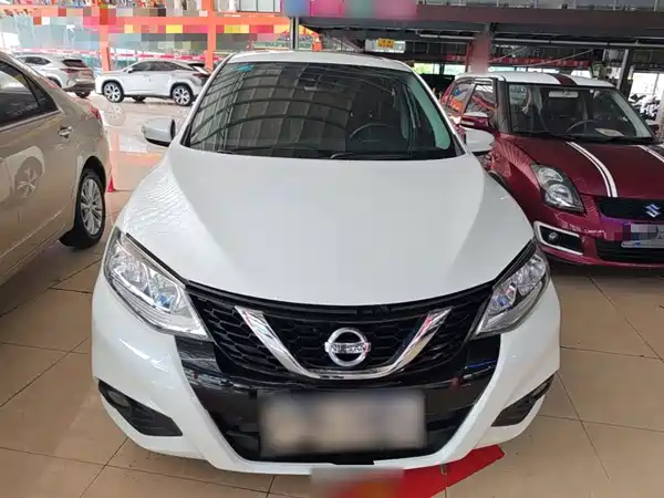 Nissan Tiida 2017