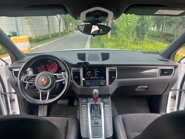 Porsche Macan 2017