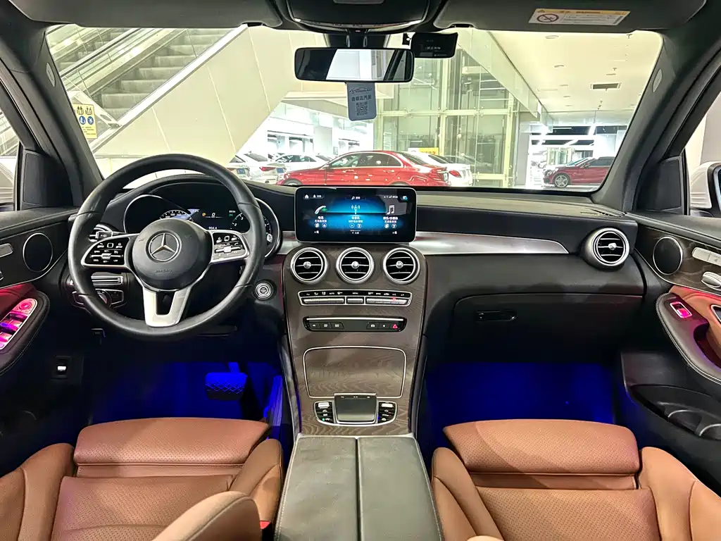 Mercedes-Benz GLC 2020 — фото 8