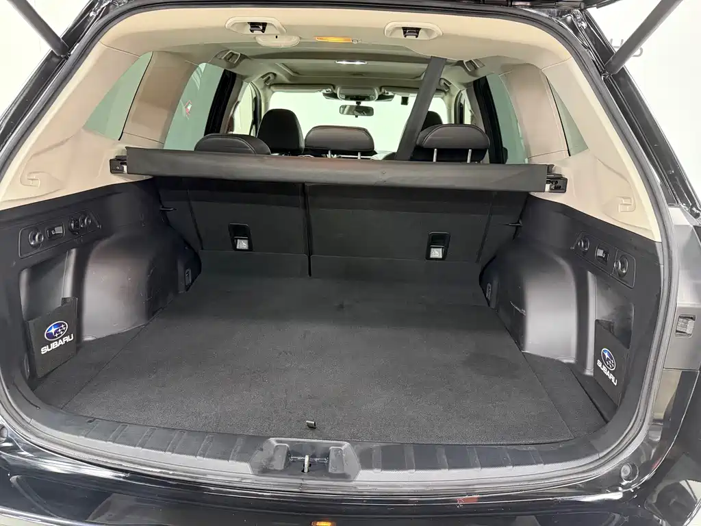 Subaru Forester 2022 — фото 18