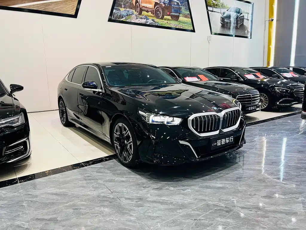 BMW 5 Series 2024
