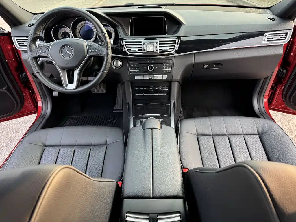 Mercedes-Benz E-Class 2016 — фото 8