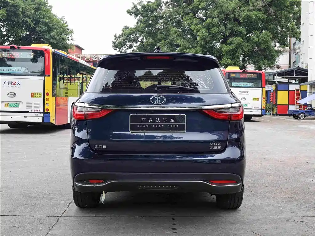 BYD MAX New Energy 2019 — фото 8