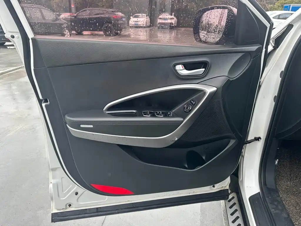 Hyundai Santa Fe 2016 — фото 14