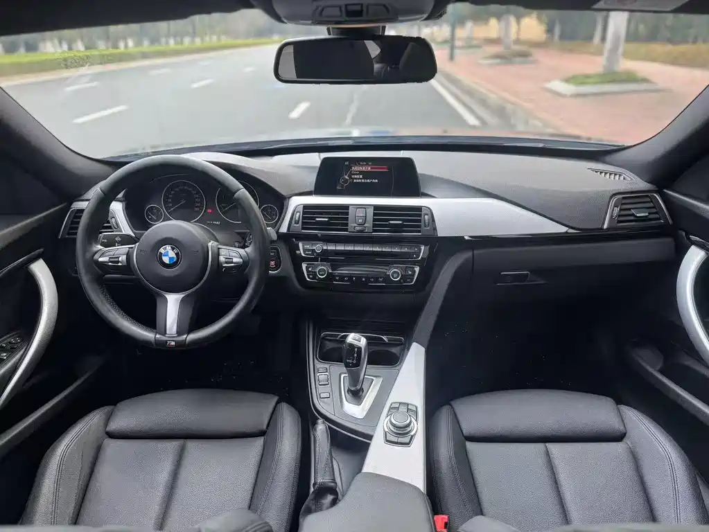 BMW 3 Series GT 2017 — фото 4