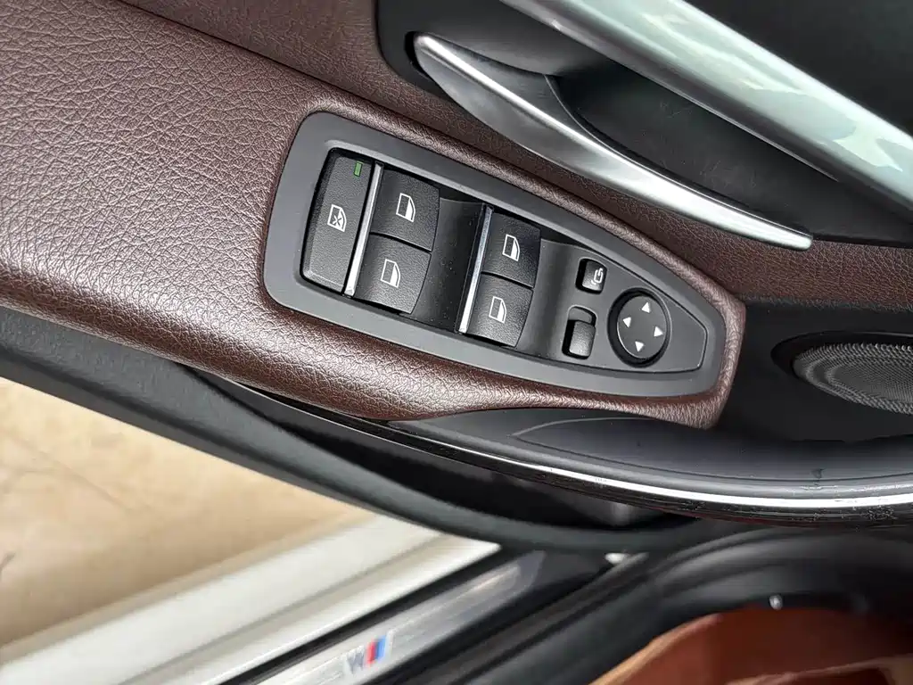 BMW 3 Series 2019