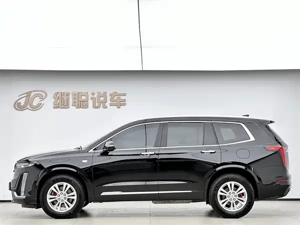 Cadillac XT6 2021