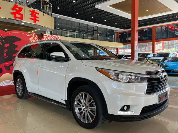 Toyota Highlander 2016