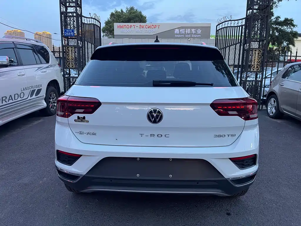 Volkswagen T-Roc 2022 — фото 8