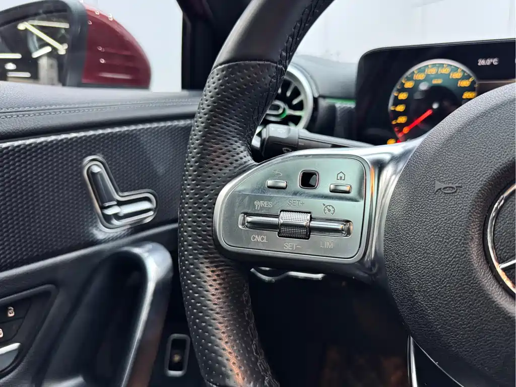 Mercedes-Benz A-Class 2022 — фото 26